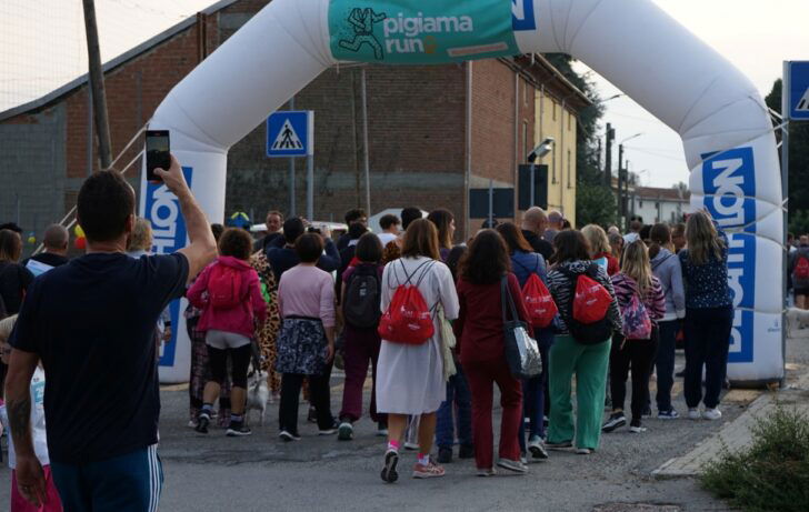 Grande successo per la prima Pigiama Run a Borgoratto: oltre 500 iscritti e 7400 euro per la Lilt