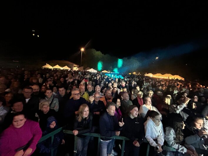 Al Cristo una festa dello sport davanti a una piazza gremita