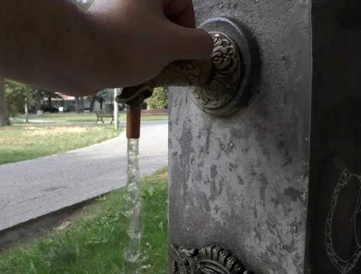 Questione acqua: ora è caos. “Comuni riuniti” sollevano “macroscopici errori” e “scellerate condotte”