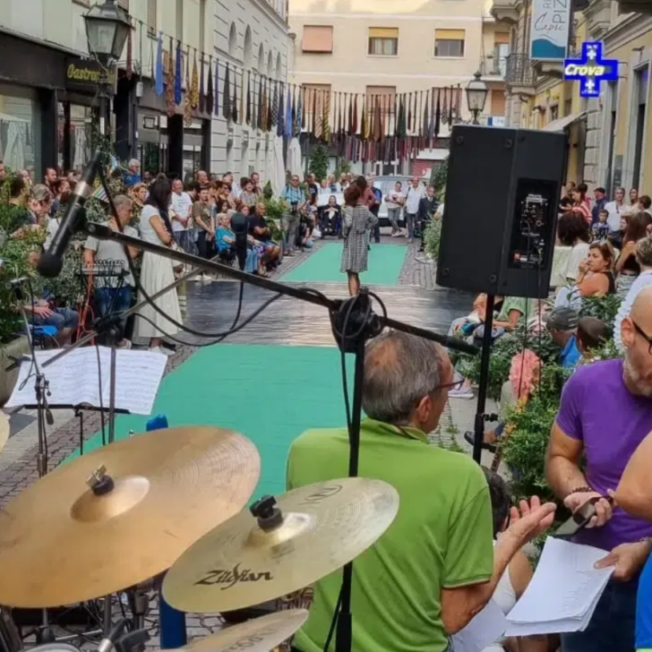 A Gagliaudo tra i mercanti anche un pic-nic urbano e la festa a tema Garibaldi in via Dante