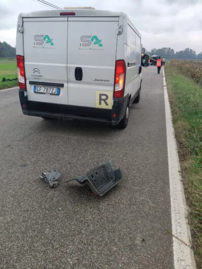 Scontro tra un camion e un’auto a Capriata d’Orba: nessun ferito grave