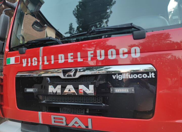 Nella notte incendio e intossicati in via della Santa ad Alessandria