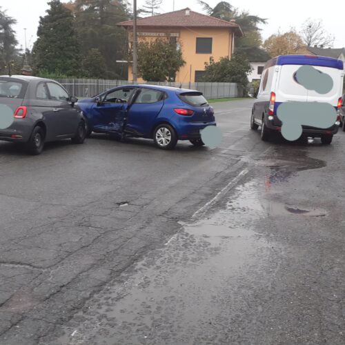 Incidente a Basaluzzo: traffico congestionato.