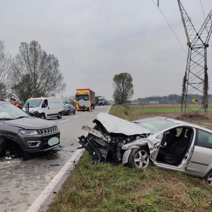 Frontale a Predosa: due persone ferite