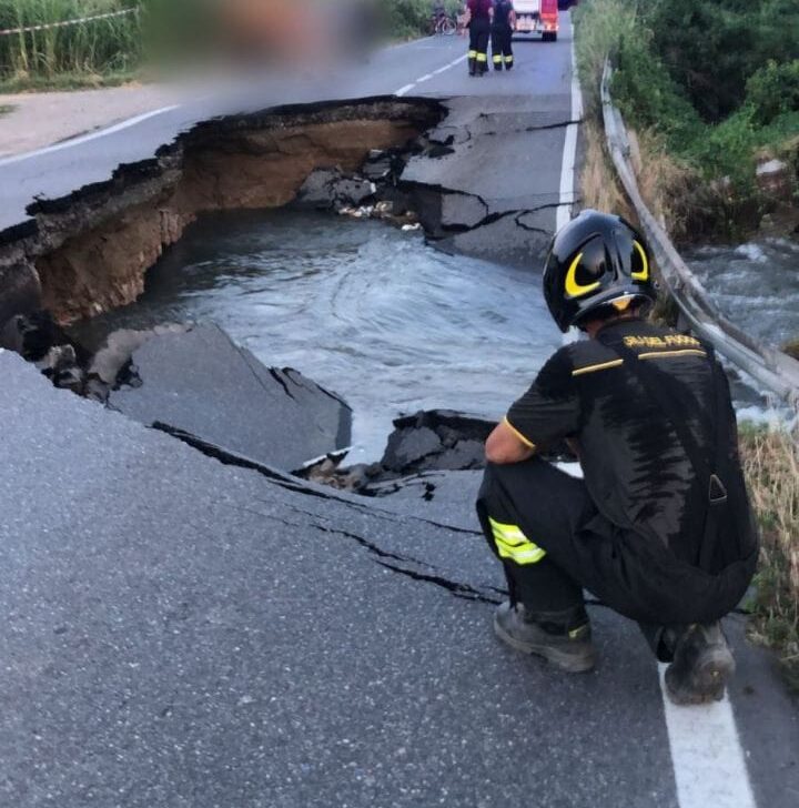 Riapre la Provinciale 412 a Torrevecchia Pia: viabilità ripristinata dopo il crollo di fine luglio