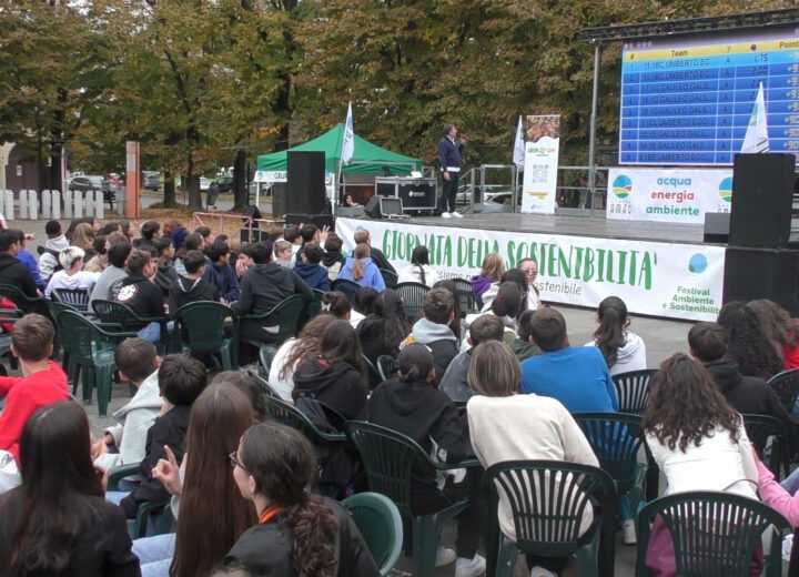 500 studenti alla Giornata della Sostenibilità promossa da Amag: “Raccolta differenziata? Un gioco da ragazzi”