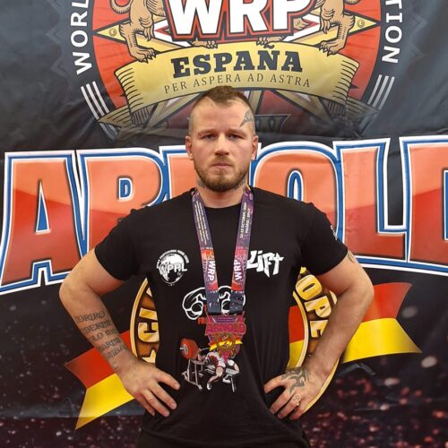 Powerlifting, il monferrino Marco Francia domina a Madrid ma non si accontenta: “Punto al Mister Olympia”