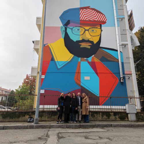 Inaugurato il murale di Umberto Eco al quartiere Cristo di Alessandria: un progetto contro il razzismo