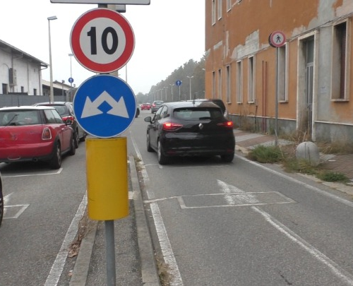 Ad Alessandria telecamere attive al parcheggio Tiziano e tra sei mesi il cantiere per i lavori alla stazione