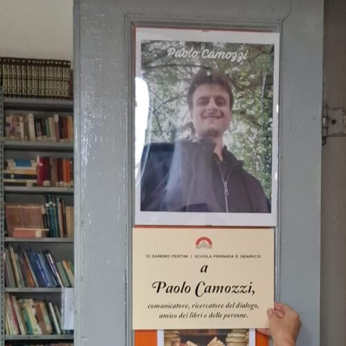 Intitolata a Paolo Camozzi la biblioteca della scuola primaria De Amicis di Voghera