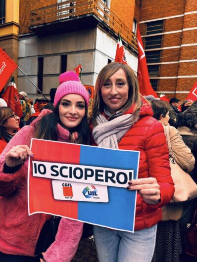 Pavia: sciopero generale, centinaia in corteo per le vie della città