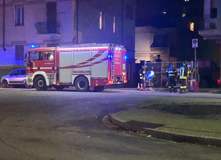 Perdita di gas in corso Romita ad Alessandria: i Vigili del Fuoco riparano il danno