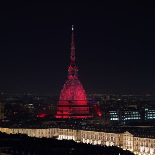 Giornata del dono: in Piemonte la Mole Antonelliana si tingerà di rosso