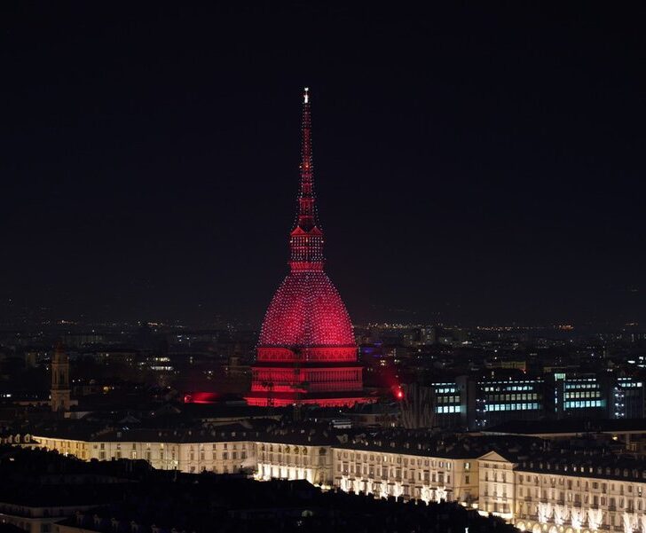 Giornata del dono: in Piemonte la Mole Antonelliana si tingerà di rosso