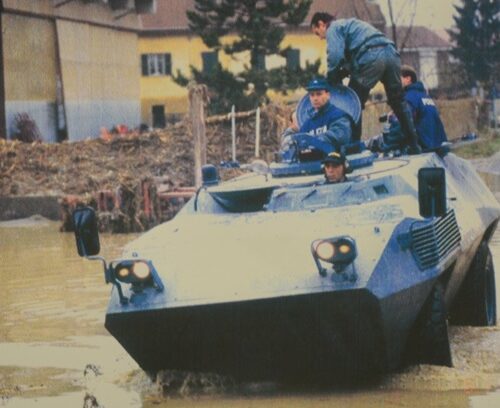 Alluvione 1994: la cronistoria degli interventi di soccorso e salvataggio della Polizia