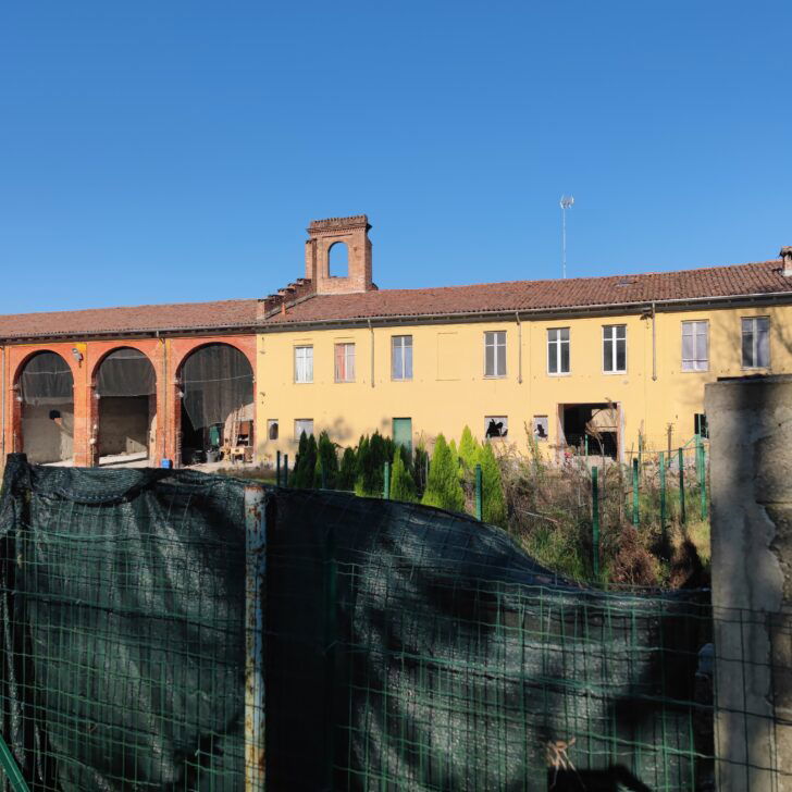 In provincia 11 beni confiscati alle mafie e ancora non destinati: le foto di una cascina ad Alessandria