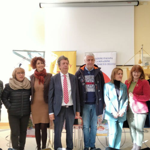 Uno spazio sfitto in piazza Marconi diventa vetrina per le associazioni ne “I sabati della solidarietà”