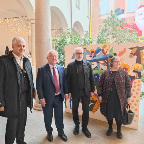 Un maxi Babbo Natale, i presepi e tanta arte alla Fondazione Cassa di Risparmio di Alessandria per Natale