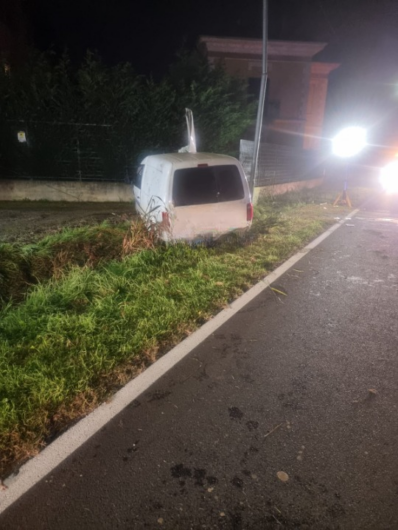 Incidente a Castellazzo tra un’auto e un furgone: una persona ferita