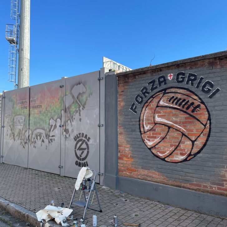 Allo stadio Moccagatta di Alessandria i murales degli Ultras dei Grigi: “È tornato l’entusiasmo”