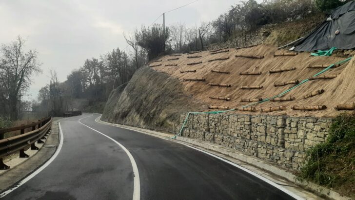 Cinque anni dopo le frane rimosso il senso unico alternato sulla strada 229 a Bistagno