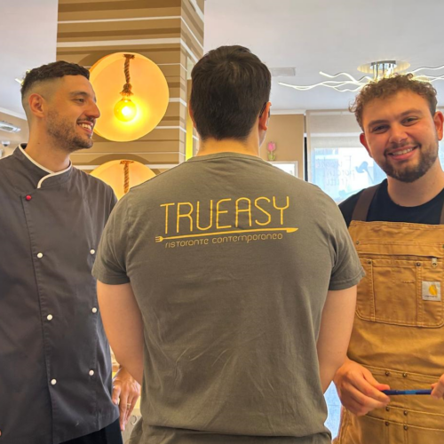 Al ristorante Trueasy ora anche il bollito, i rabaton protagonisti in Tv e i menù per le cene di Natale