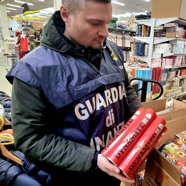 Sequestrati fuochi d’artificio a Vigevano, Landriano e Voghera