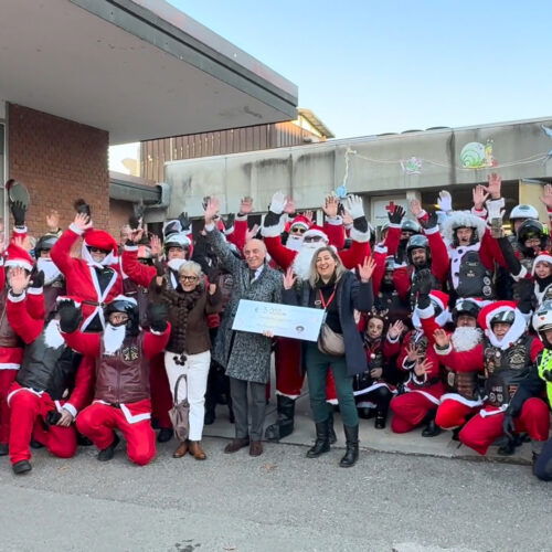 Babbi Natale in Harley all’Ospedaletto regalano sorrisi ai bambini e un prezioso dono per la Fondazione Uspidalet