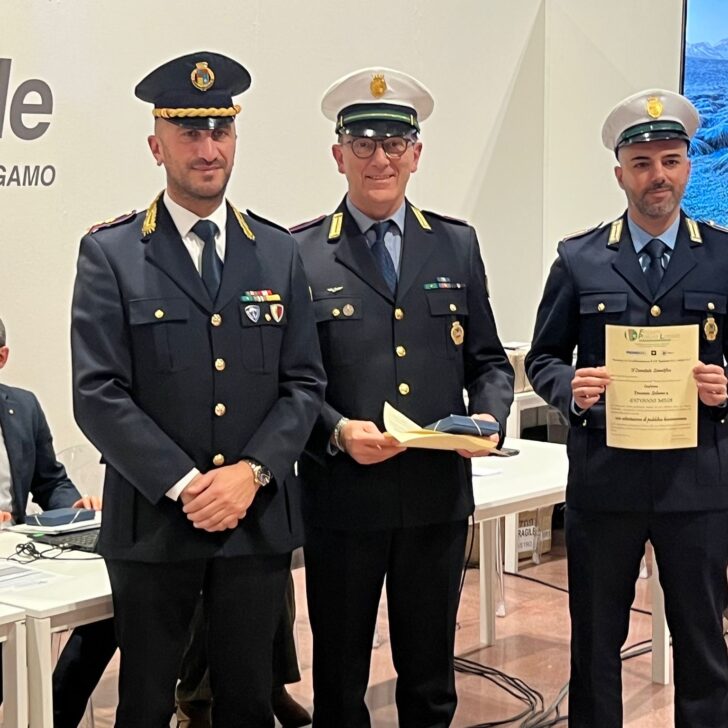 Al Forum di Bergamo premiati gli agenti della Polizia Locale di Voghera riusciti a salvare uomo in arresto cardiaco