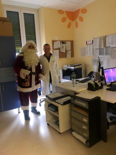 Visita di Babbo Natale ai piccoli pazienti dell’Ospedale Infantile di Alessandria