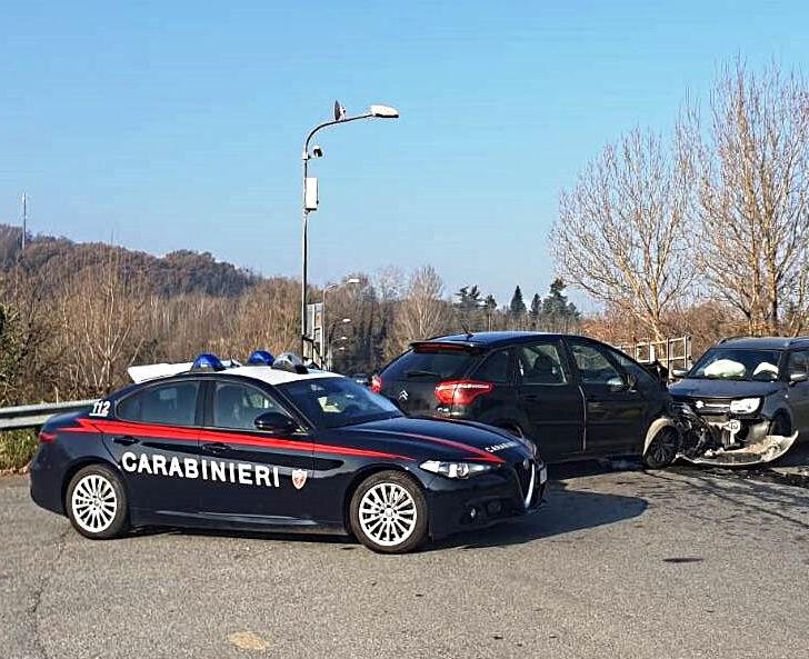 Scontro tra due auto a Silvano d’orba. Lievi ferite per gli automobilisti