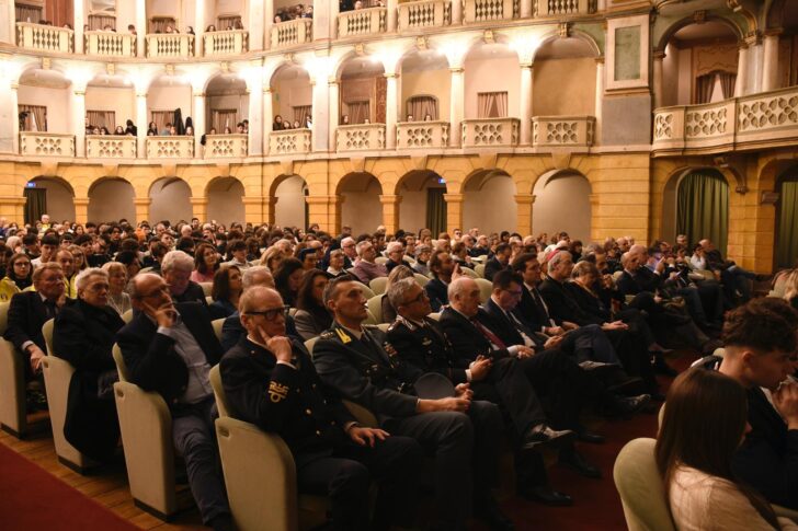 Pavia celebra il Giorno della Memoria: “Ricordare per rimanere consapevoli di chi siamo e fin dove possiamo arrivare”