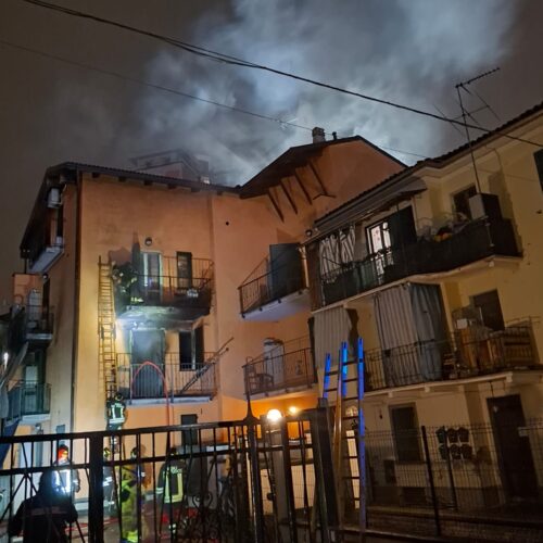 Incendio doloso in una palazzina di via San Giovanni Evangelista ad Alessandria