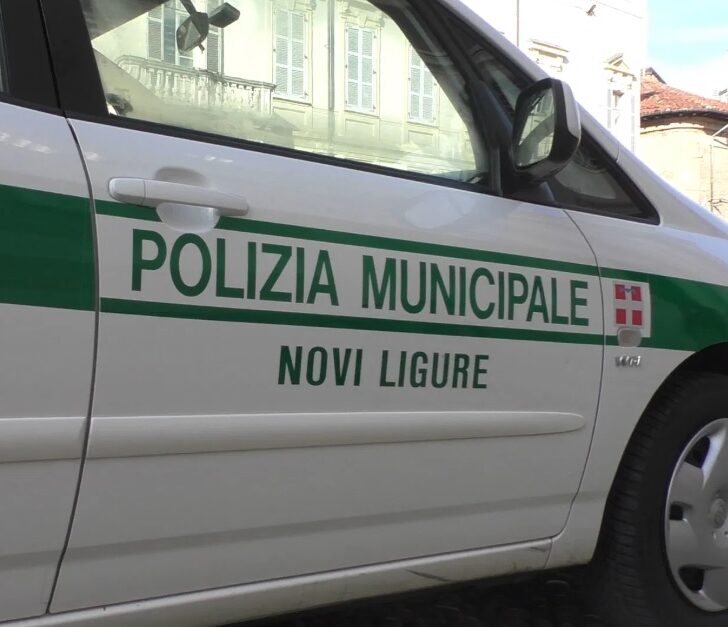 A Novi aumentano le violazioni al codice della strada e i casi di fuga dopo un incidente