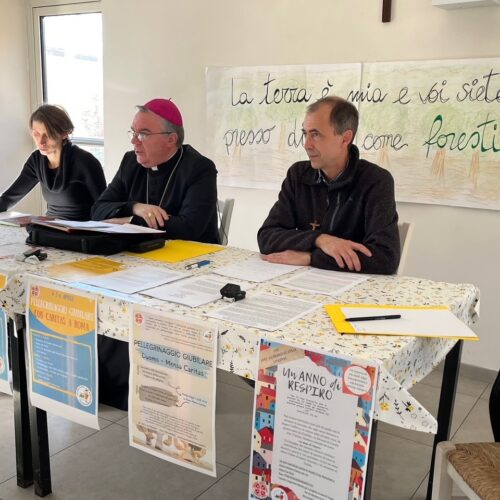 A Casale la Diocesi e la Caritas aiutano 50 famiglie in difficoltà a pagare le bollette e l’affitto