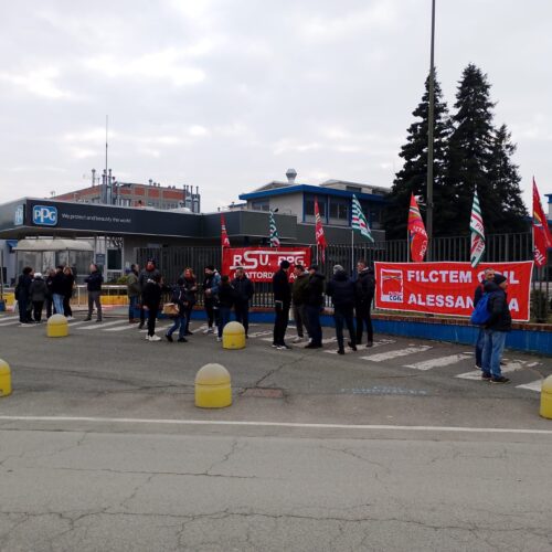 Lavoratori e sindacati pronti a dar battaglia per scansare licenziamenti alla Ppg