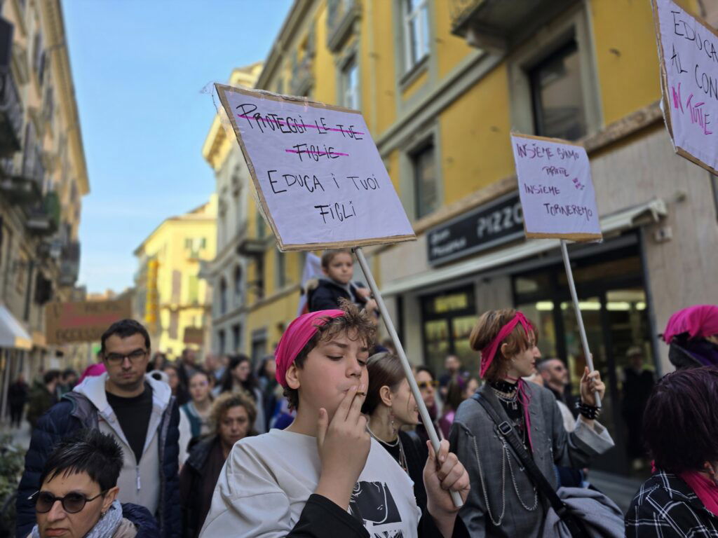 Non una di meno manifestazione donne 8 marzo 2025