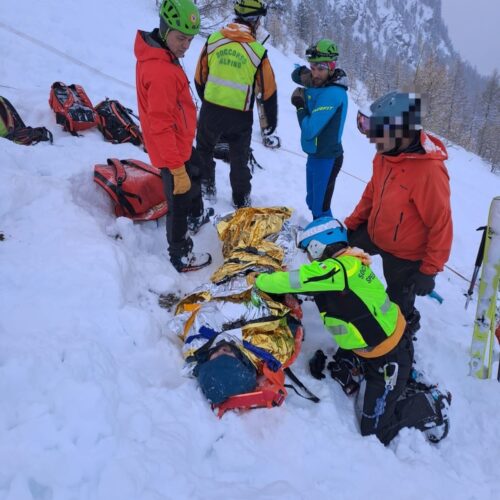 Valanghe a Salbertrand e Pragelato: maltempo complica operazioni di soccorso