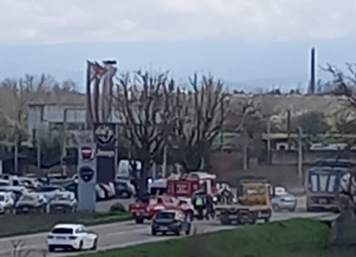 Donna perde la vita nell’incidente sulla Ss10 a Spinetta. Tratto chiuso