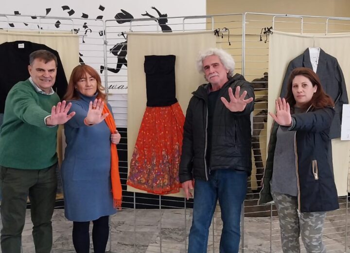 “Com’eri vestita?”: all’Istituto Santachiara di Tortona la mostra contro gli stereotipi della violenza di genere