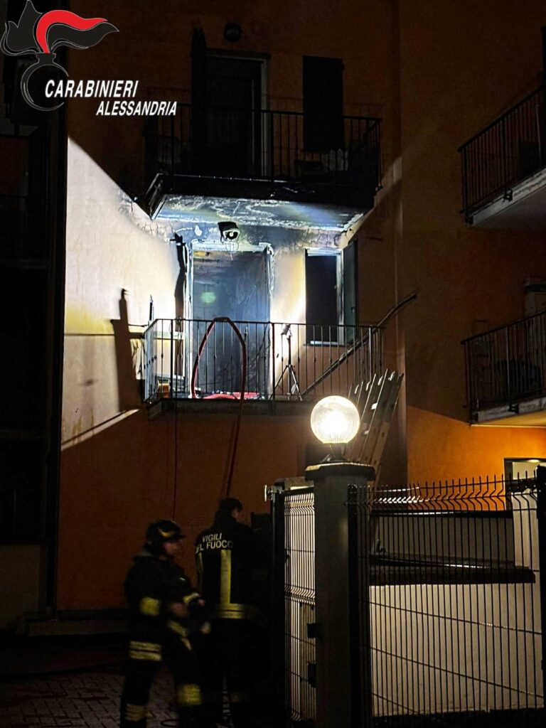 Incendio cristo donna denunciata