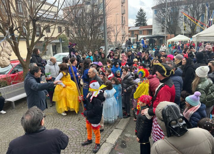 Al quartiere Cristo piazza Ceriana gremita per il Carnevale tra maschere, musica, giochi e la pentolaccia