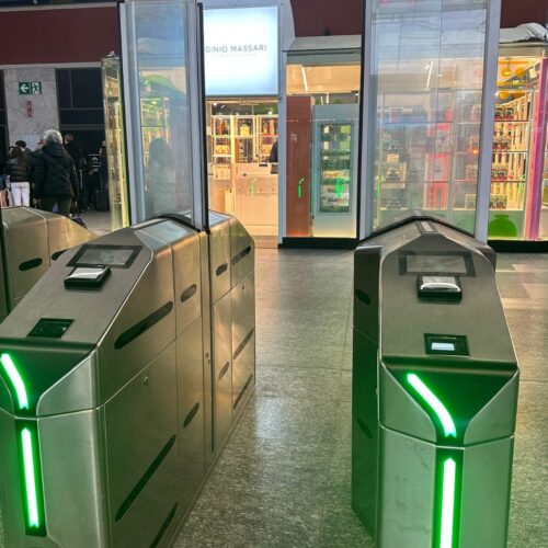 Alla stazione Torino Porta Nuova attivati i tornelli d’ingresso all’area binari