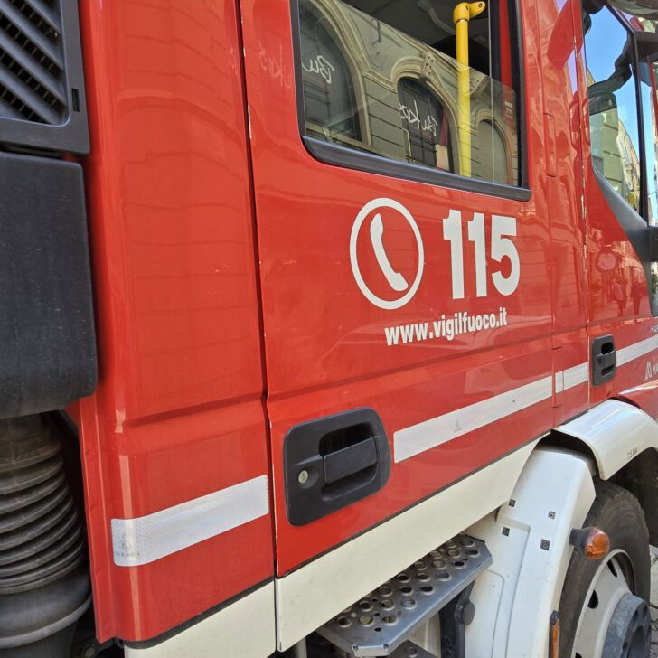 Si ribalta autocisterna sulla A7: grossi disagi al traffico
