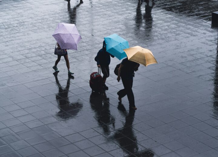 Piogge intense nelle prossime ore: allerta gialla fino a sera