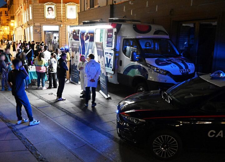 Carabinieri e “Specchio Bus” insieme ad Alessandria per sensibilizzare sui rischi della guida in stato di ebbrezza