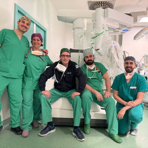 Operazione chirurgica innovativa su un bambino con rara patologia congenita