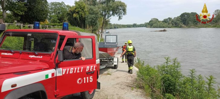 Esercitazione dei Vigili del Fuoco lungo il Po a Casale e Morano