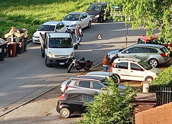 Incidente in via Maria Bensi ad Alessandria. Disagi al traffico
