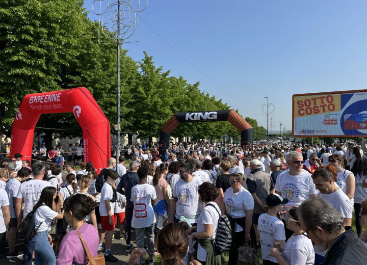 Il sole bacia la Stralessandria: una domenica di festa senza auto e in mezzo al verde